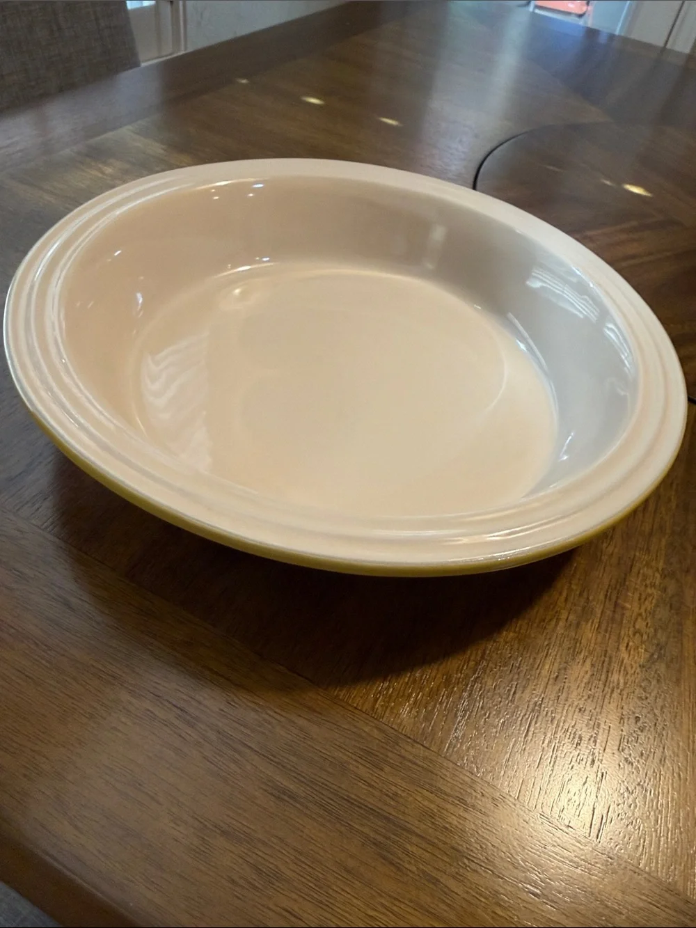 Le Creuset Cream and Dijon Ceramic 10” pie pan